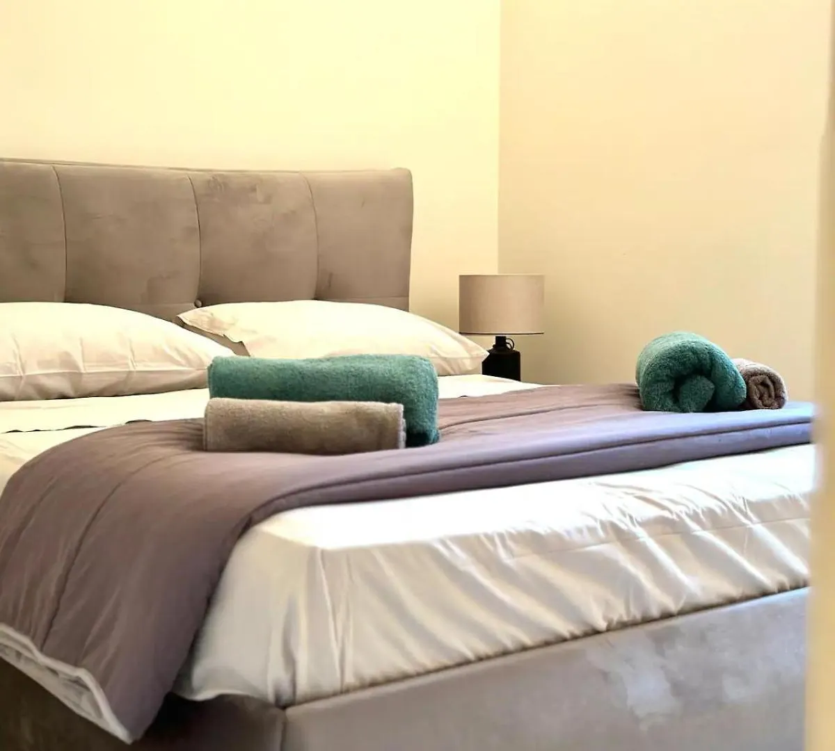 Residenza 3Bdr A Due Passi Dal Lago تْشيرنوبيو إيطاليا